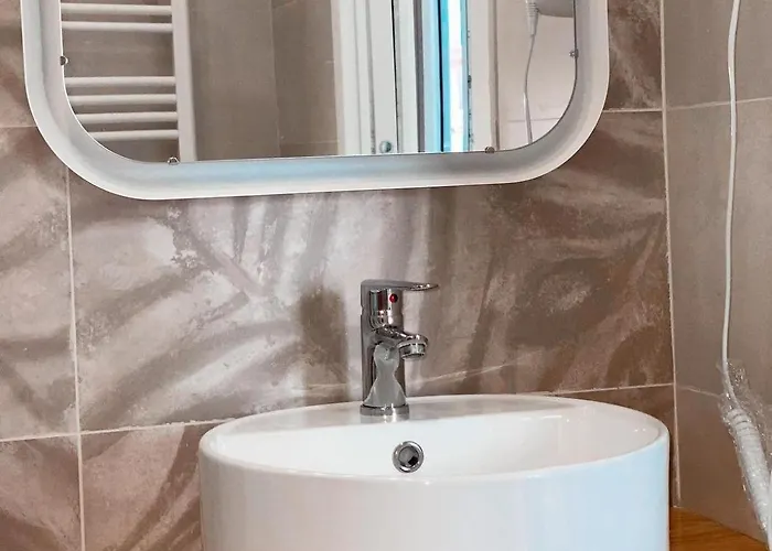 فندق مبيت وإفطار Vido 3*